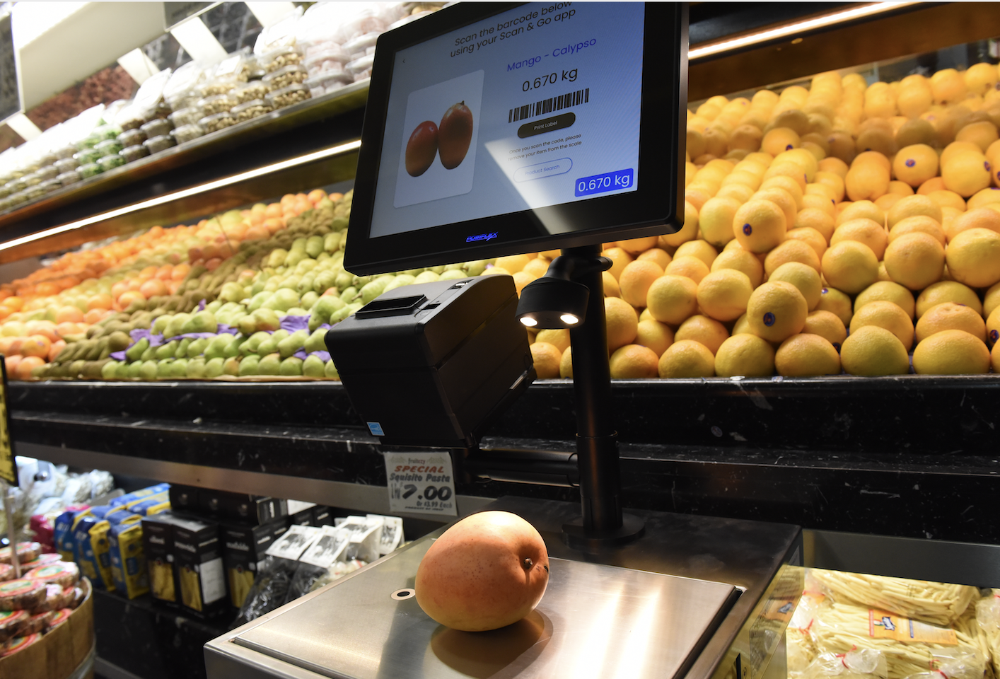Tiliter Print&Go Scales makes shopping more efficient
