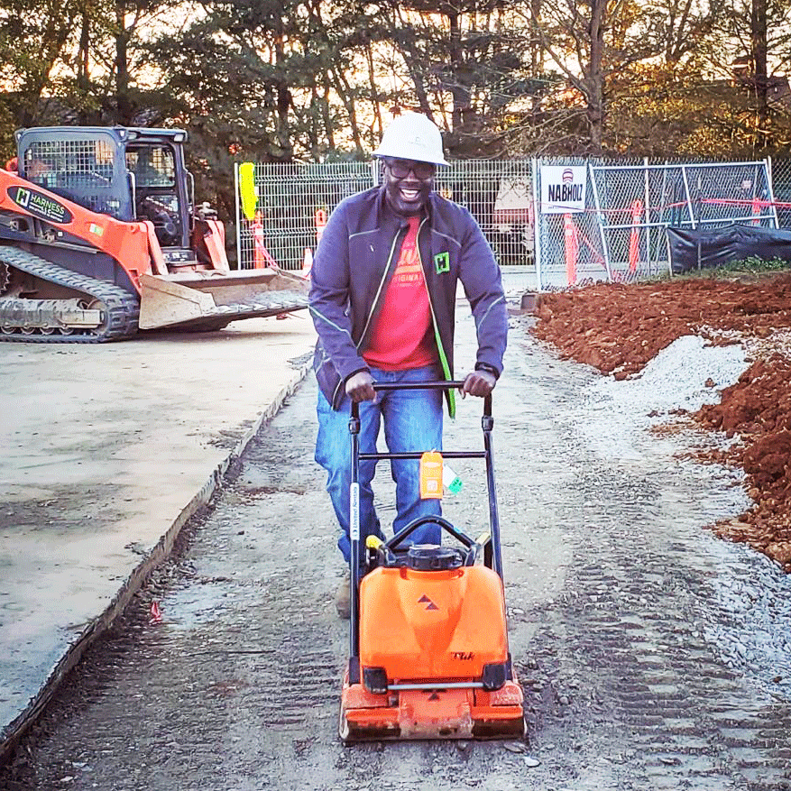 Harness LLC Build People. Move Dirt.