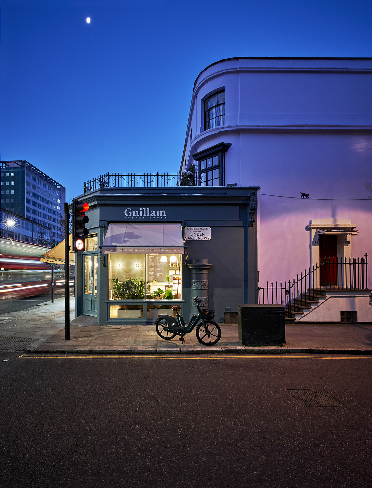 ROCK + POPPINS Guillam Coffee House London W11