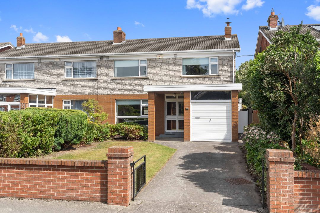 98 Templeville Drive, Templeogue, Dublin 6W Mullery O' Gara