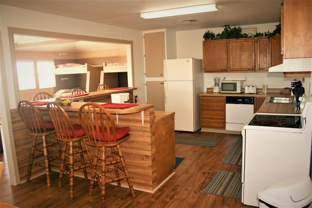 Cabin and House Descriptions Serendipity Bay RV Resort and Marina