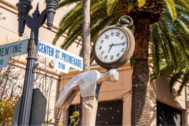 Center Street Promenade Sign