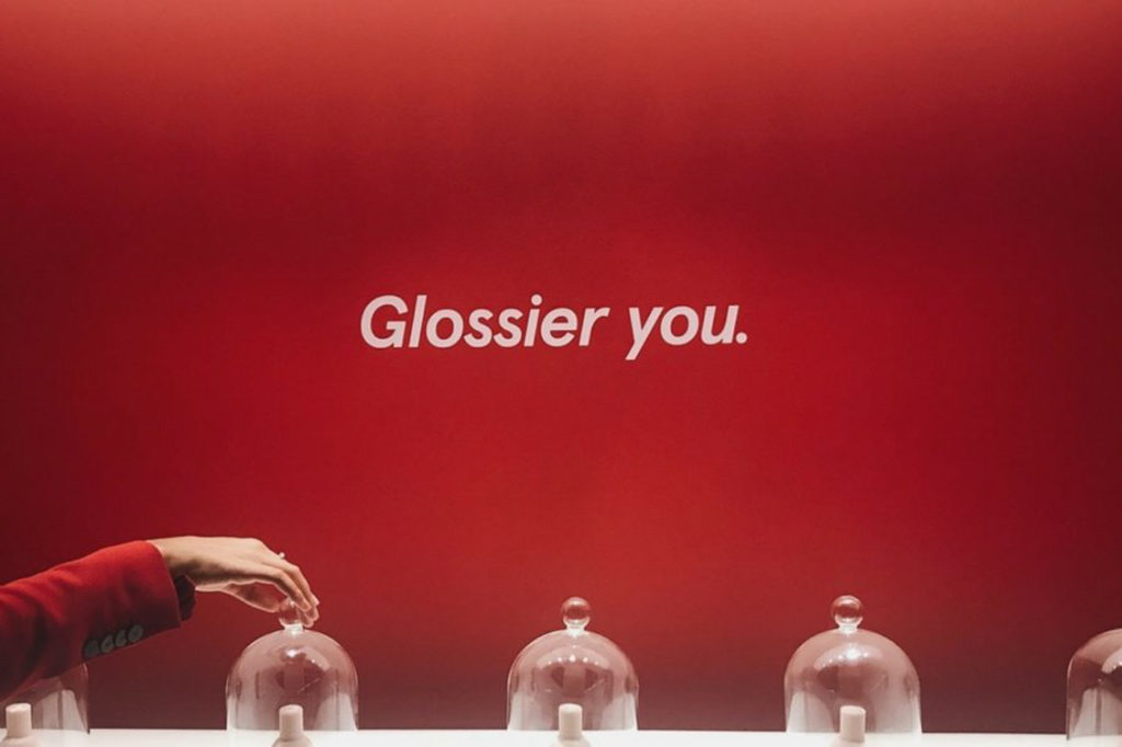 Concept store Glossier lancement produit
