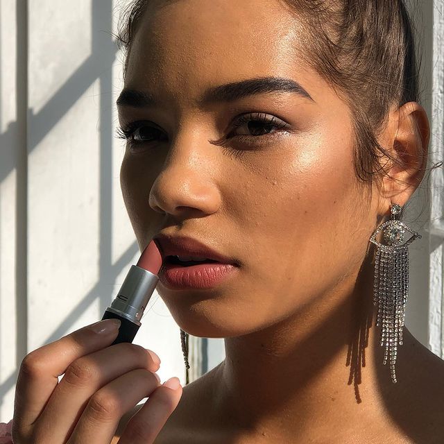 The Nude Lipsticks That Will Give You Perfectly Kissable Lips