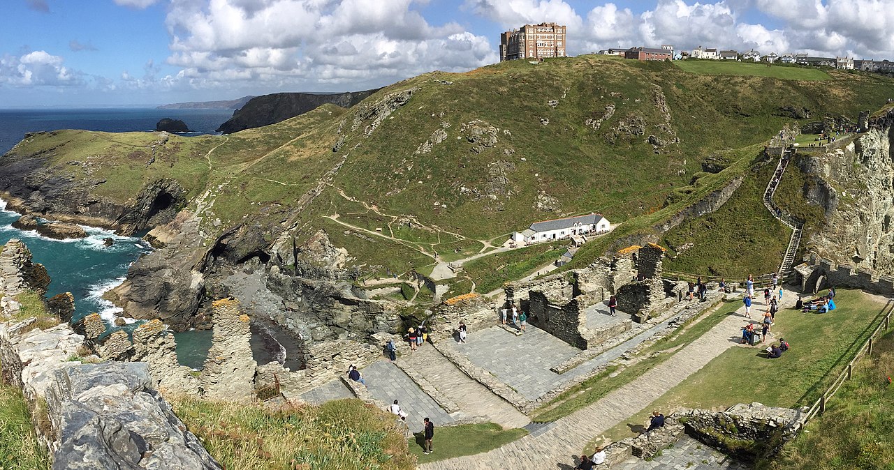 Remains of the 13th-century Tintagel Castle
