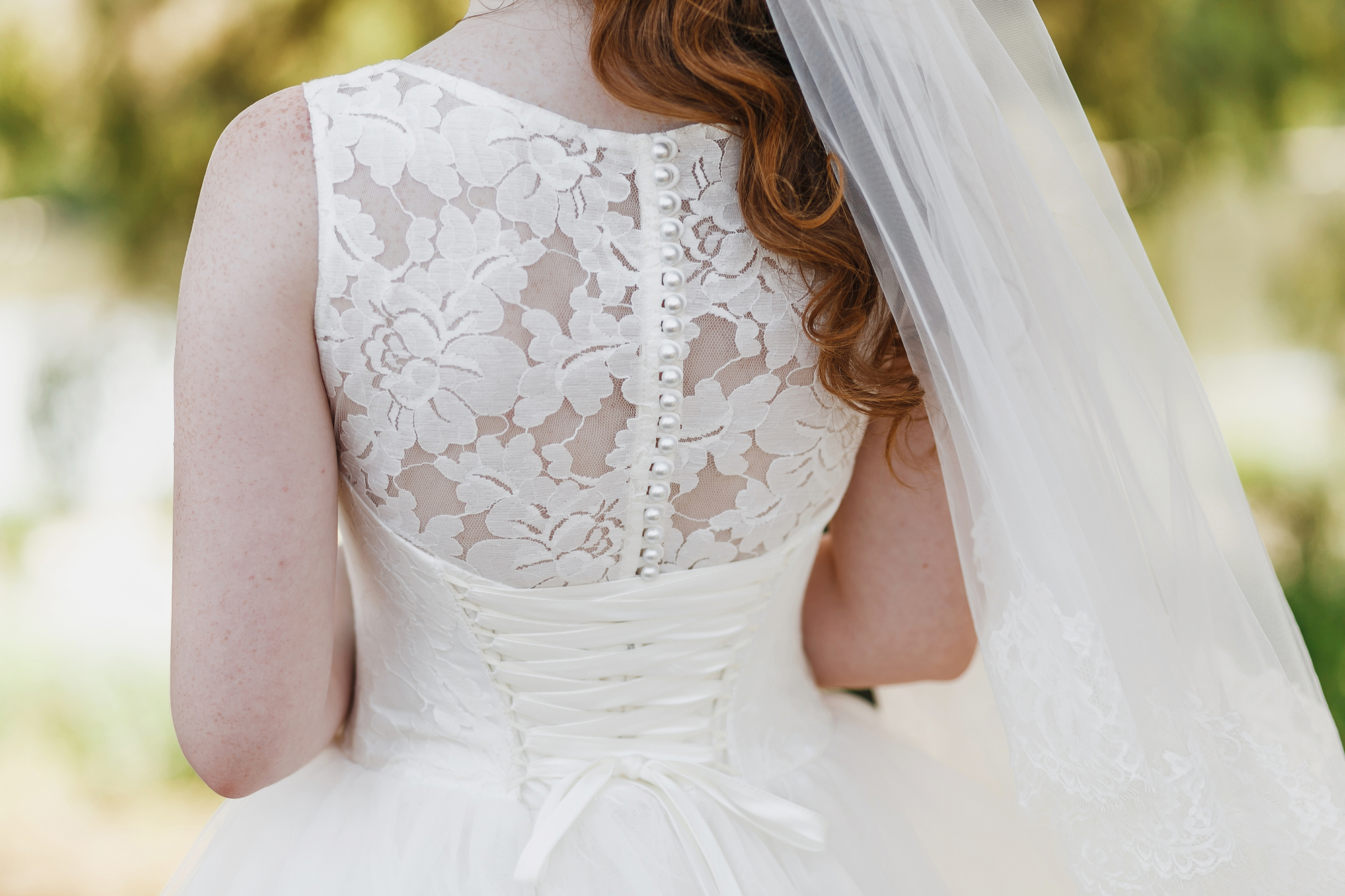 Curve’s Guide to Customizing Plus Size Wedding Dresses