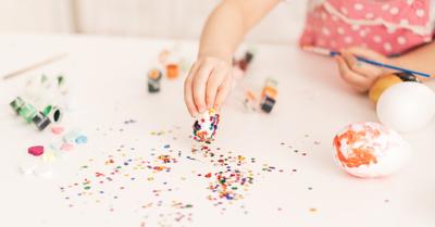 What Is Biodegradable Glitter Made Of? | Renew Method