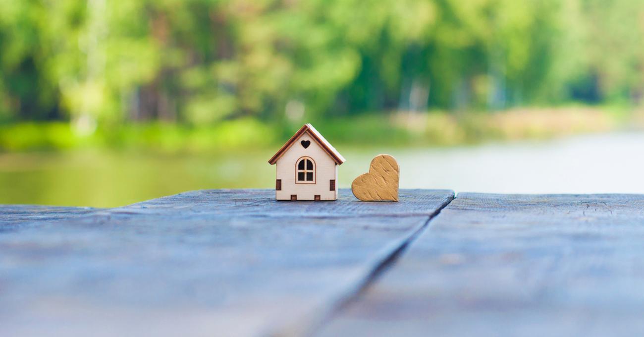 How Much Does It Cost To Insure A Houseboat? LakeWizard