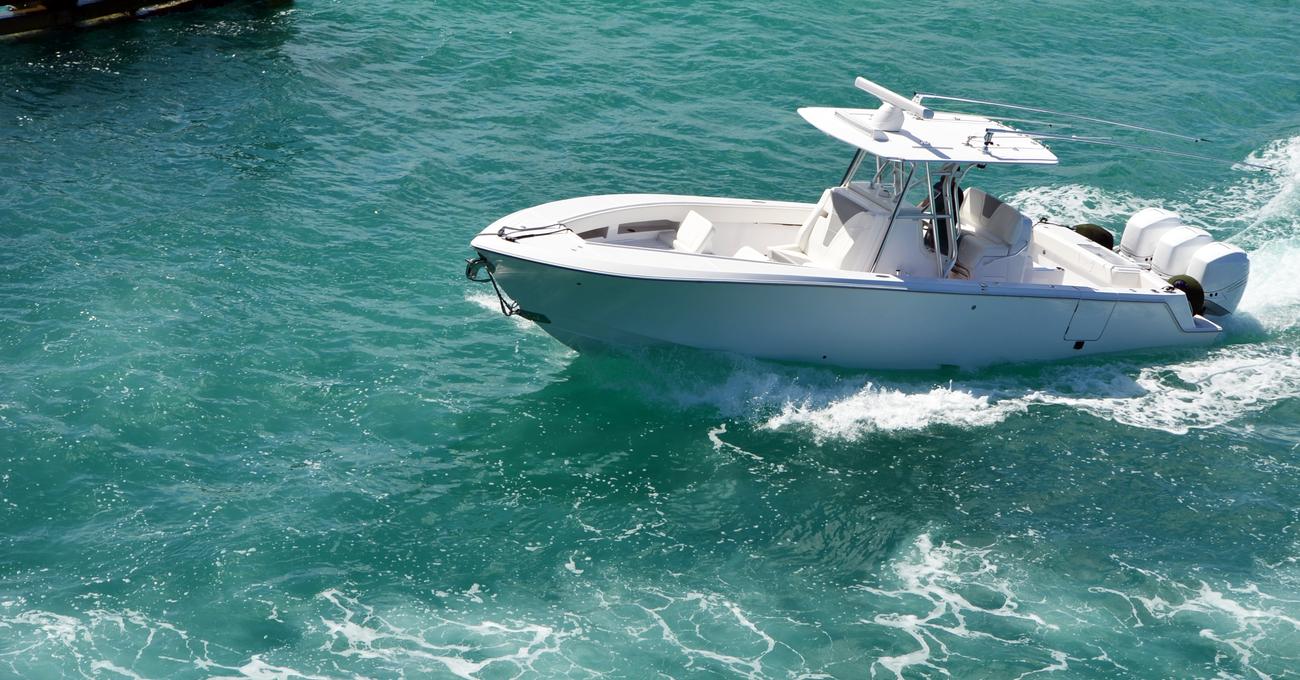 How Fast Does A 250 HP Boat Go LakeWizard