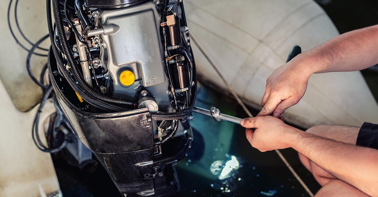 Why Is The Boat Engine Popping? LakeWizard