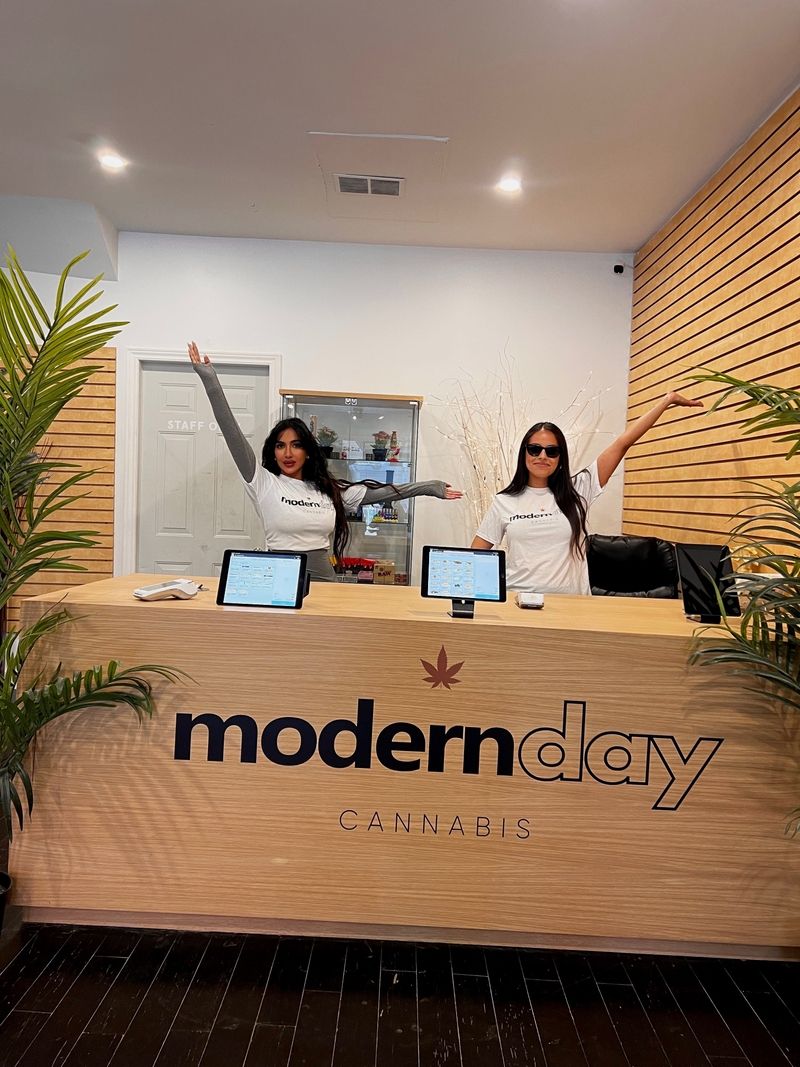 Toronto Cannabis Dispensary & North York Cannabis Store