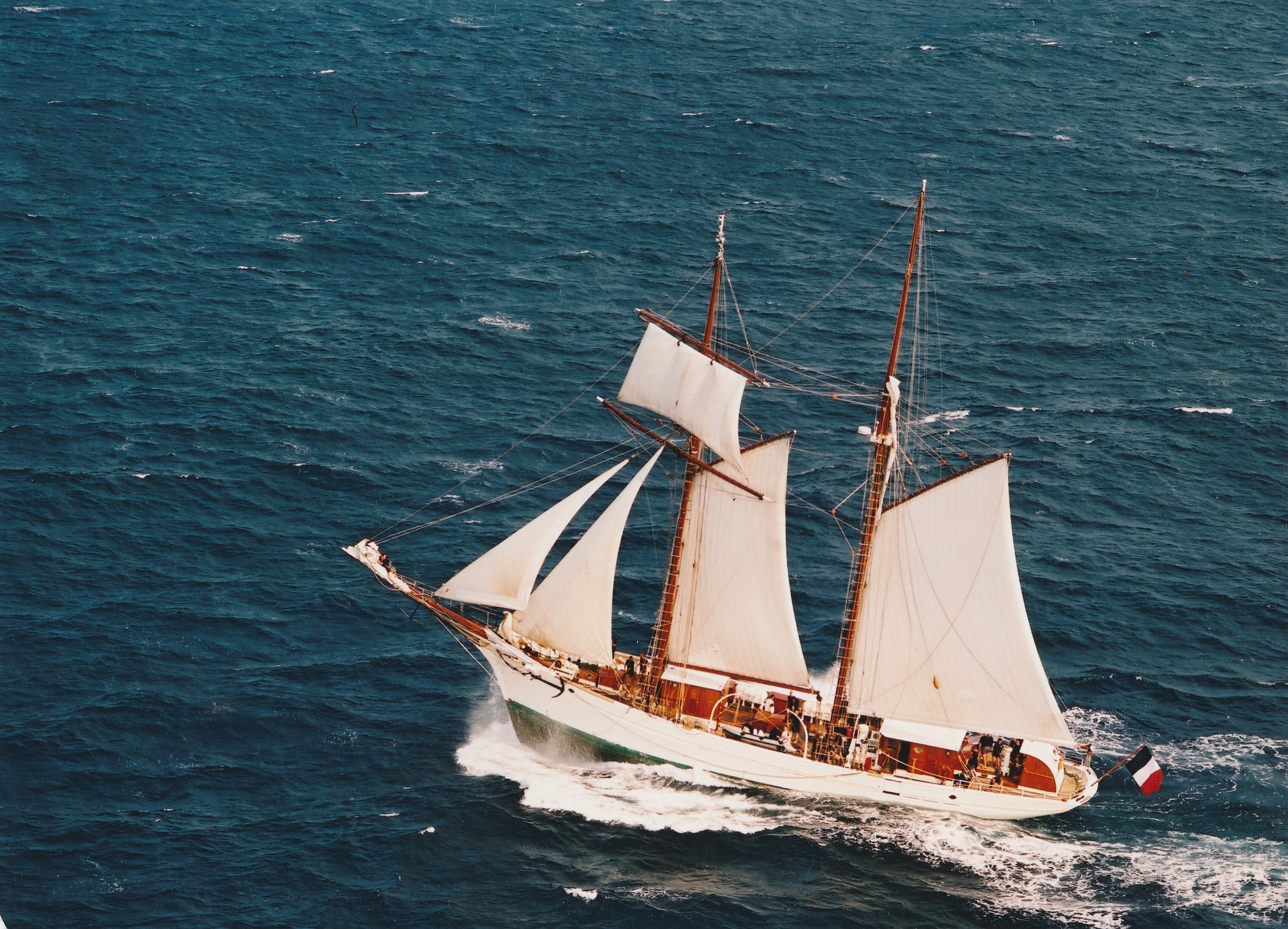 "Ship" vs. "Sheep" as a pronunciation exercise