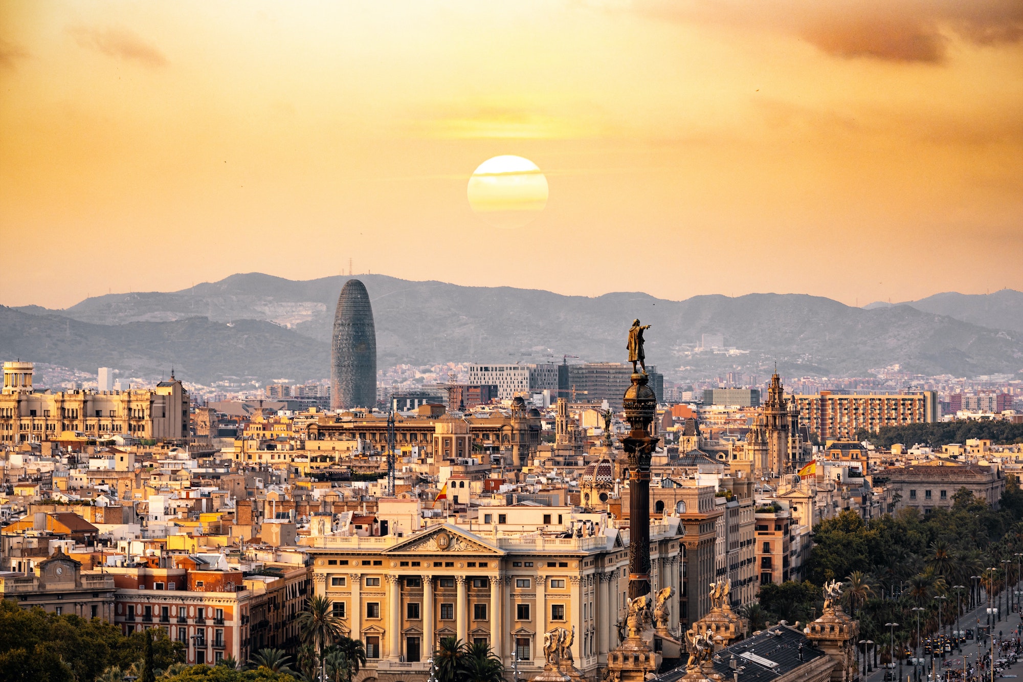 Granada, Spain is the perfect destination to teach English