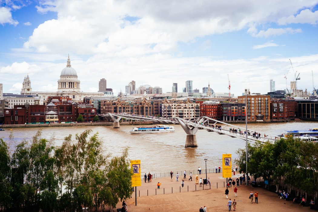 The Teaching House London is the perfect place to take the CELTA course, located strategically at the heart of Soho surrounded by the main districts