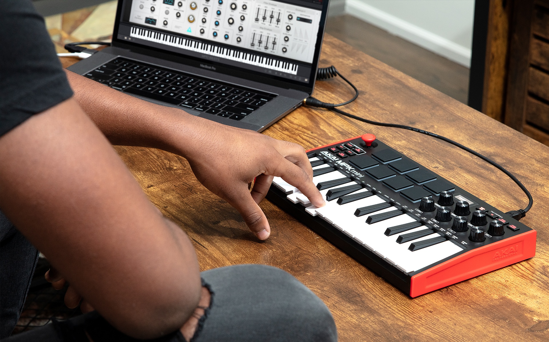 akai mini mpk midi keyboard