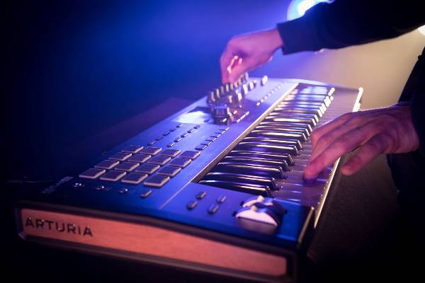 clavier arturia keylab midi