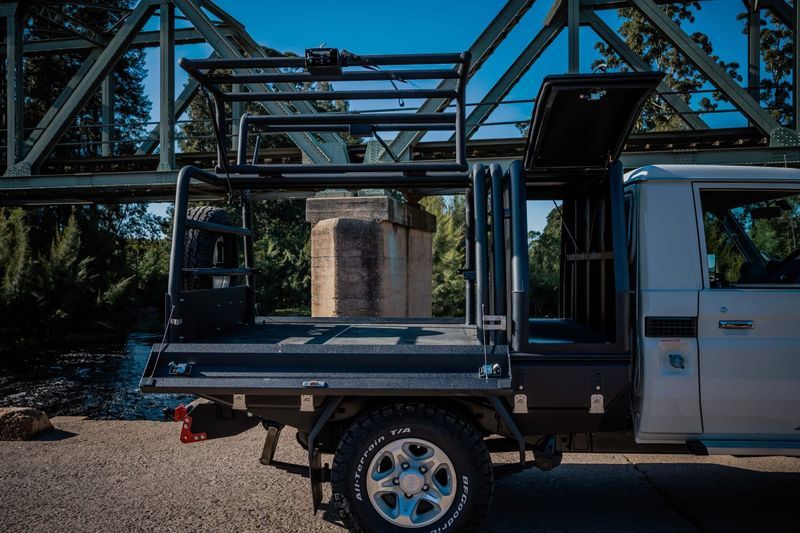 Outdoor Campers Alublack Tray Gauteng outdoor-campers-alublack-tray-gauteng