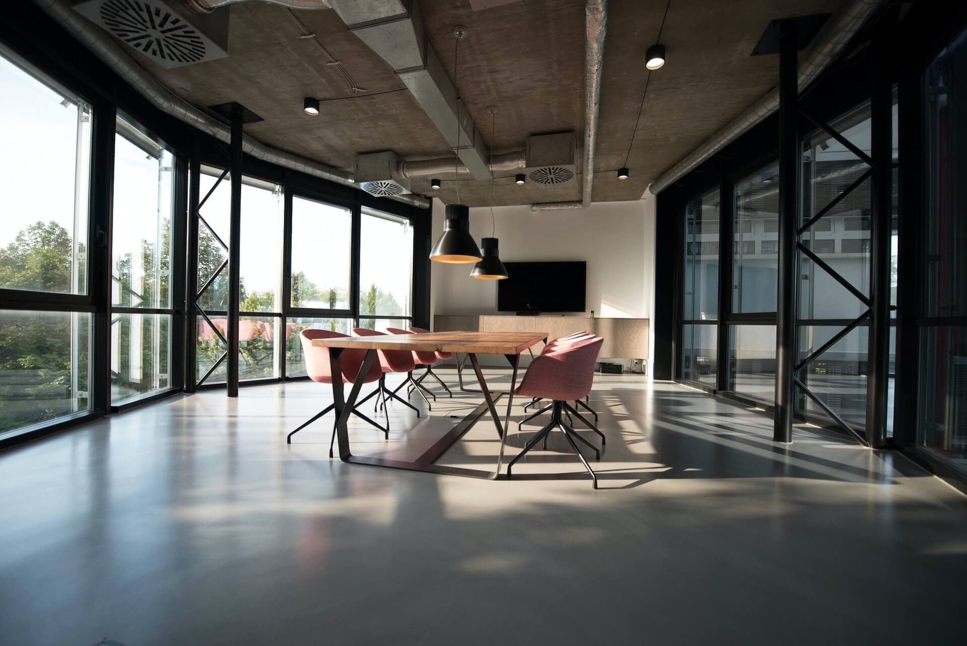 What do Commercial & Corporate Lawyers Do?