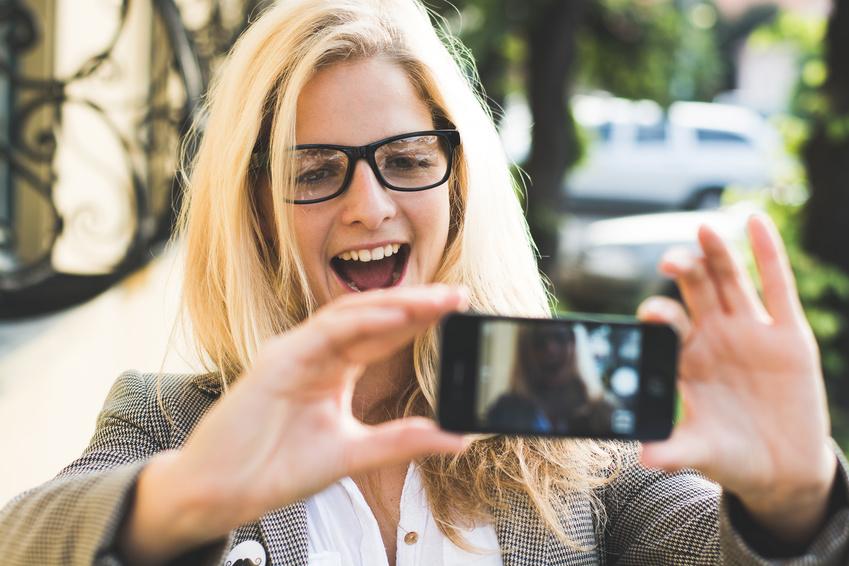 how to use snapchat selfie