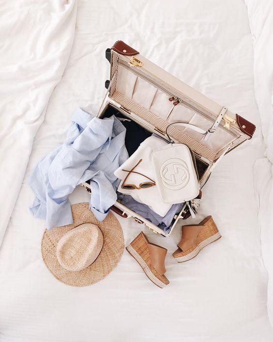clothes essentials - weekend away
