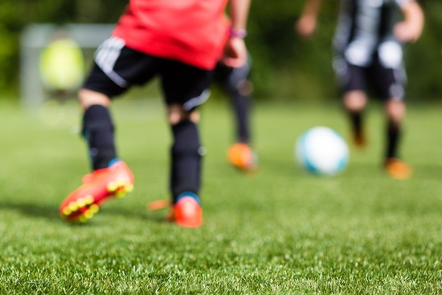 Mantenimiento de césped artificial deportivo