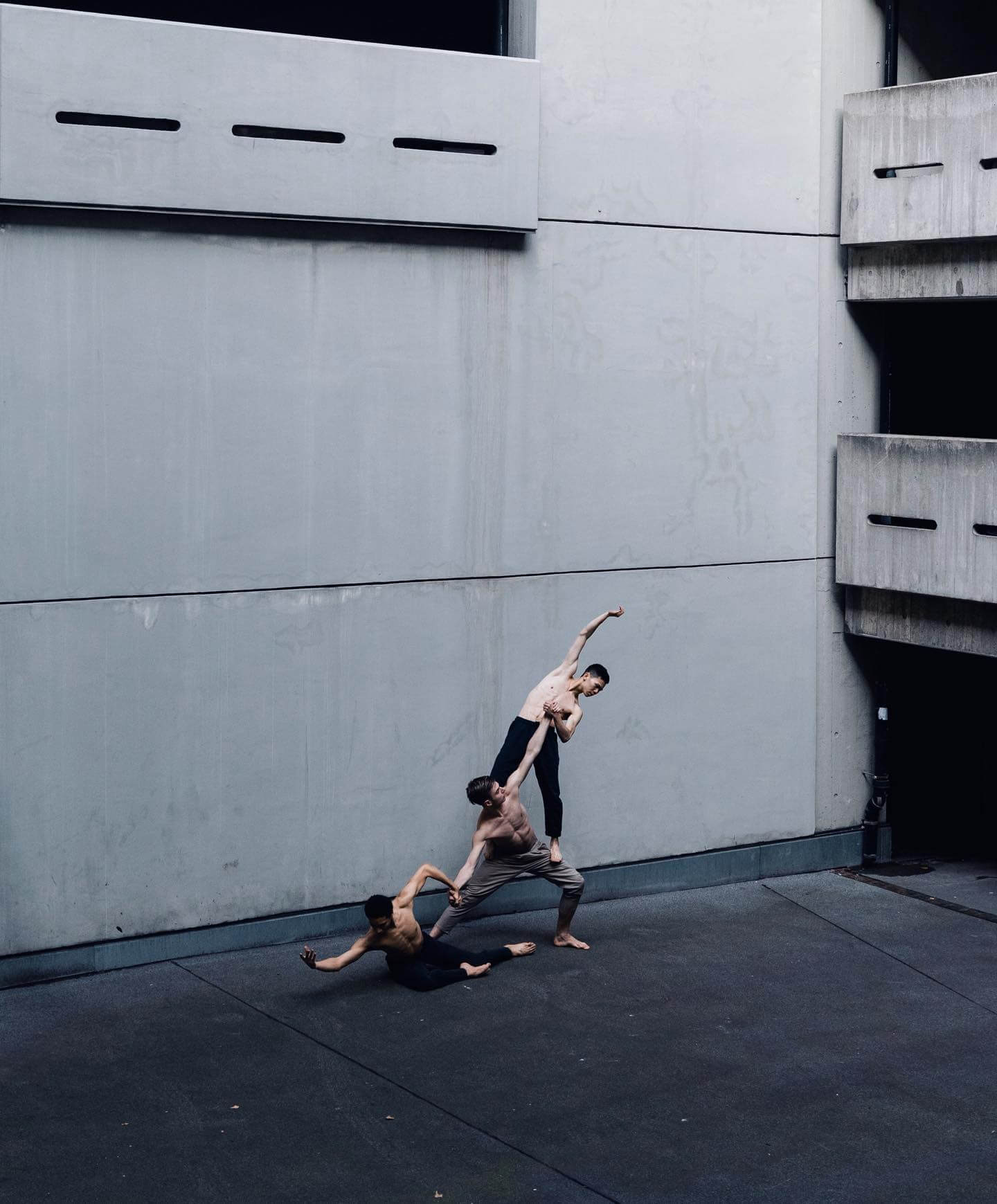 Minimalism architecture, human sculpture