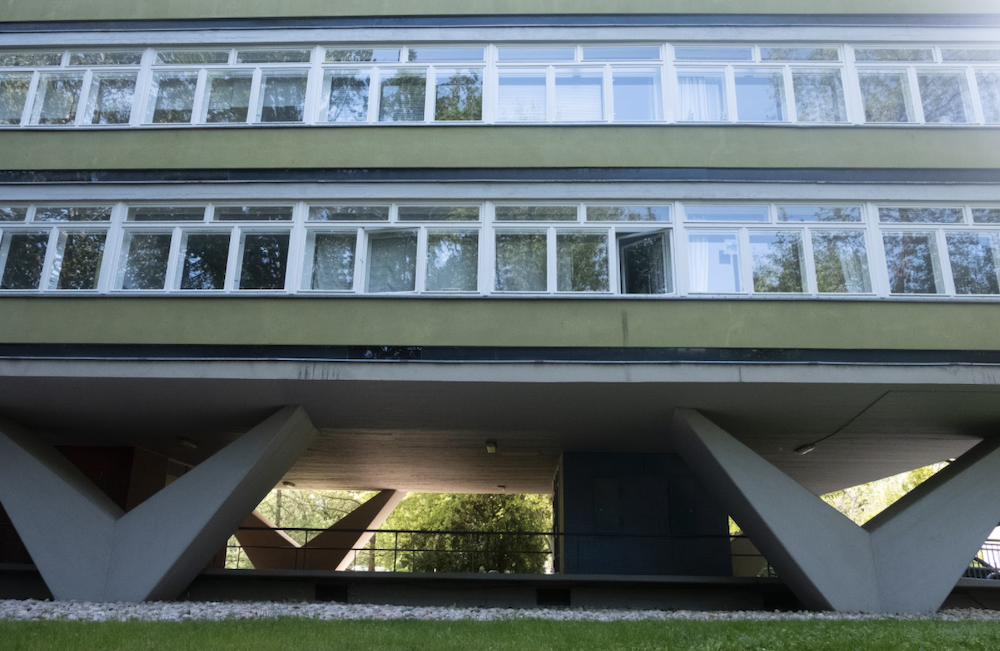The Oscar Niemeyer Haus best location for portraits in Berlin Germany