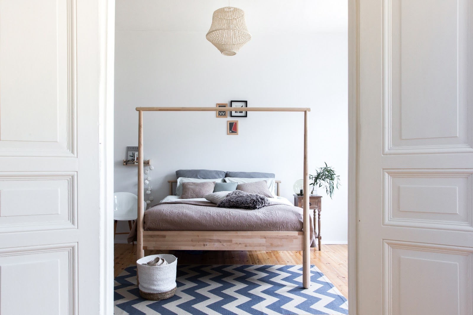 Bedroom of a bright scandinavian flat available for film productions in Berlin Germany