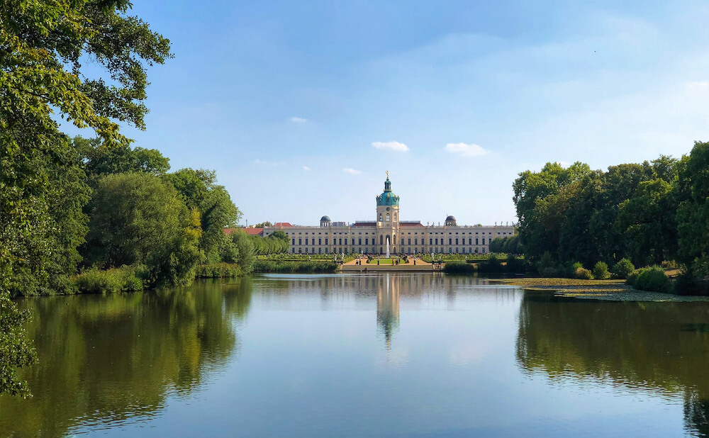 Alt: Nature photos, garden shoot, castle Berlin