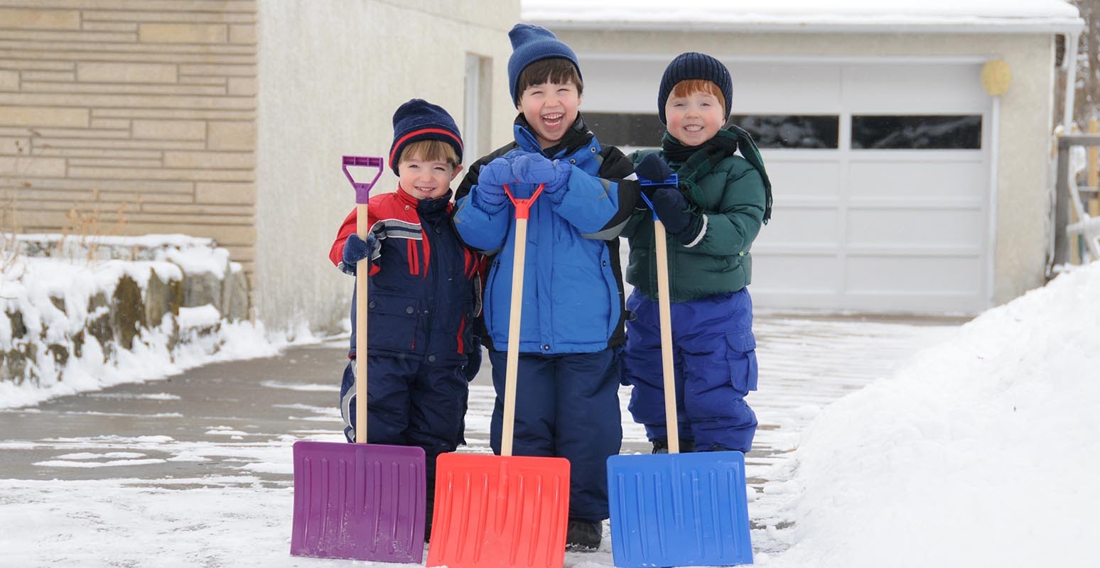 3 Ways Shoveling Snow As A Family Can Make You Happy | LTD Commodities