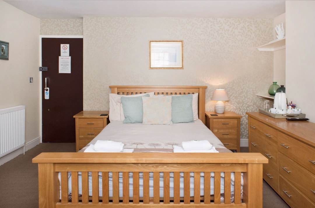 B&B Rooms at The Halfway House Inn, Kingsand