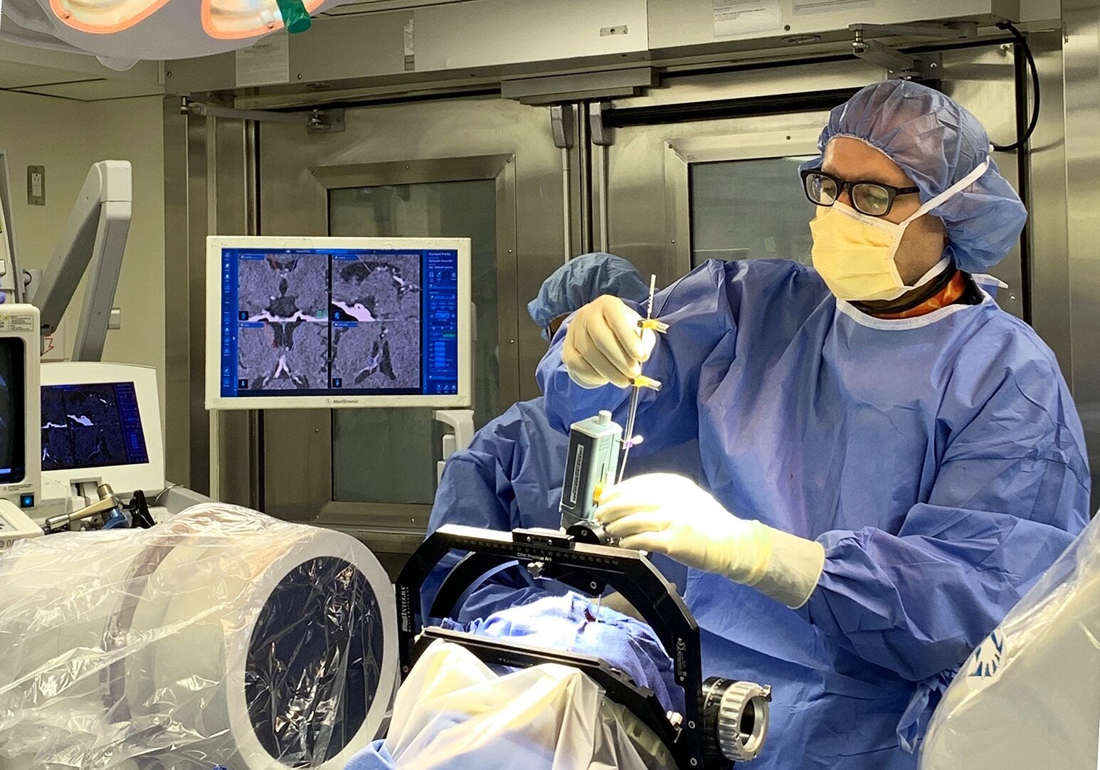 Neurosurgeon Ashesh Mehta, MD, was the first neurosurgeon to successfully treat epilepsy with the FDA-approved deep brain stimulation procedure in New York. Image courtesy of northwell.edu.