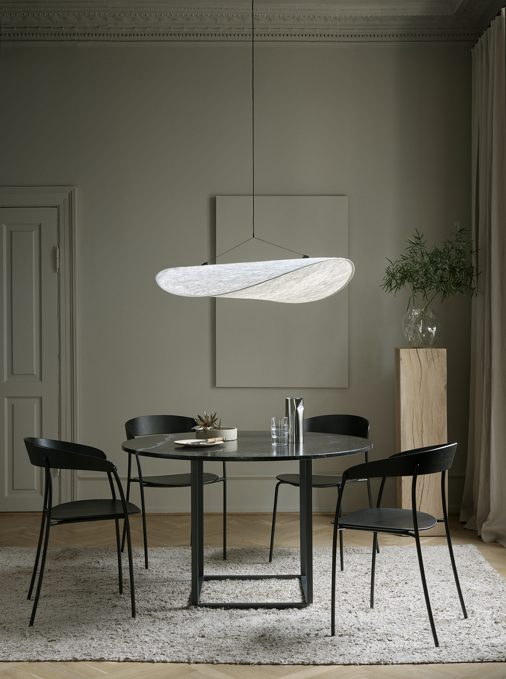 tense-taklampe-new-works-2rom-lounge