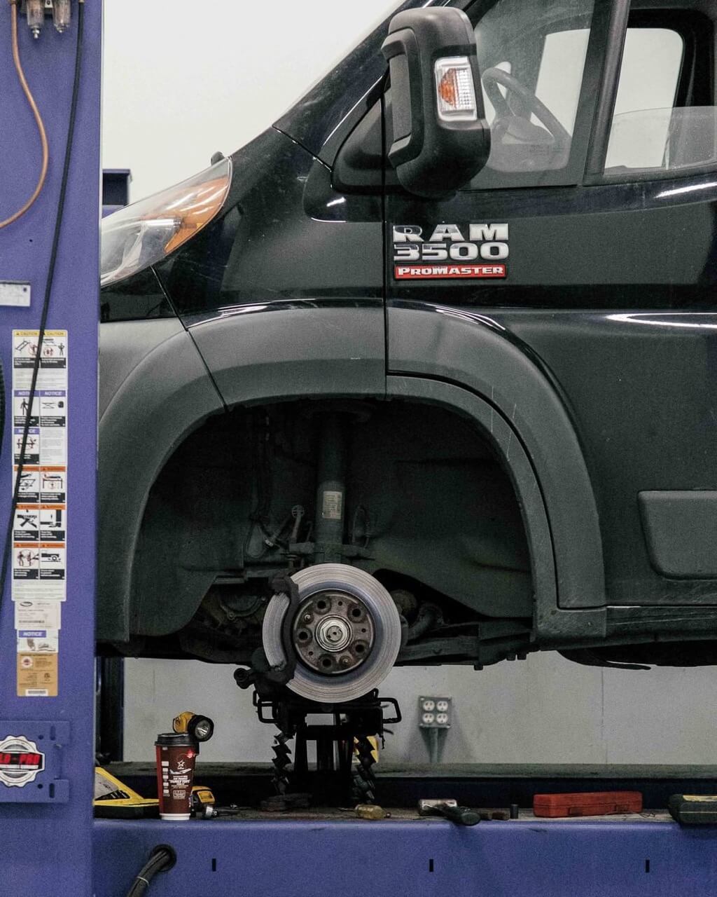 Best Truck Brake Repair Service in Denver at JE-CO Truck & Trailer