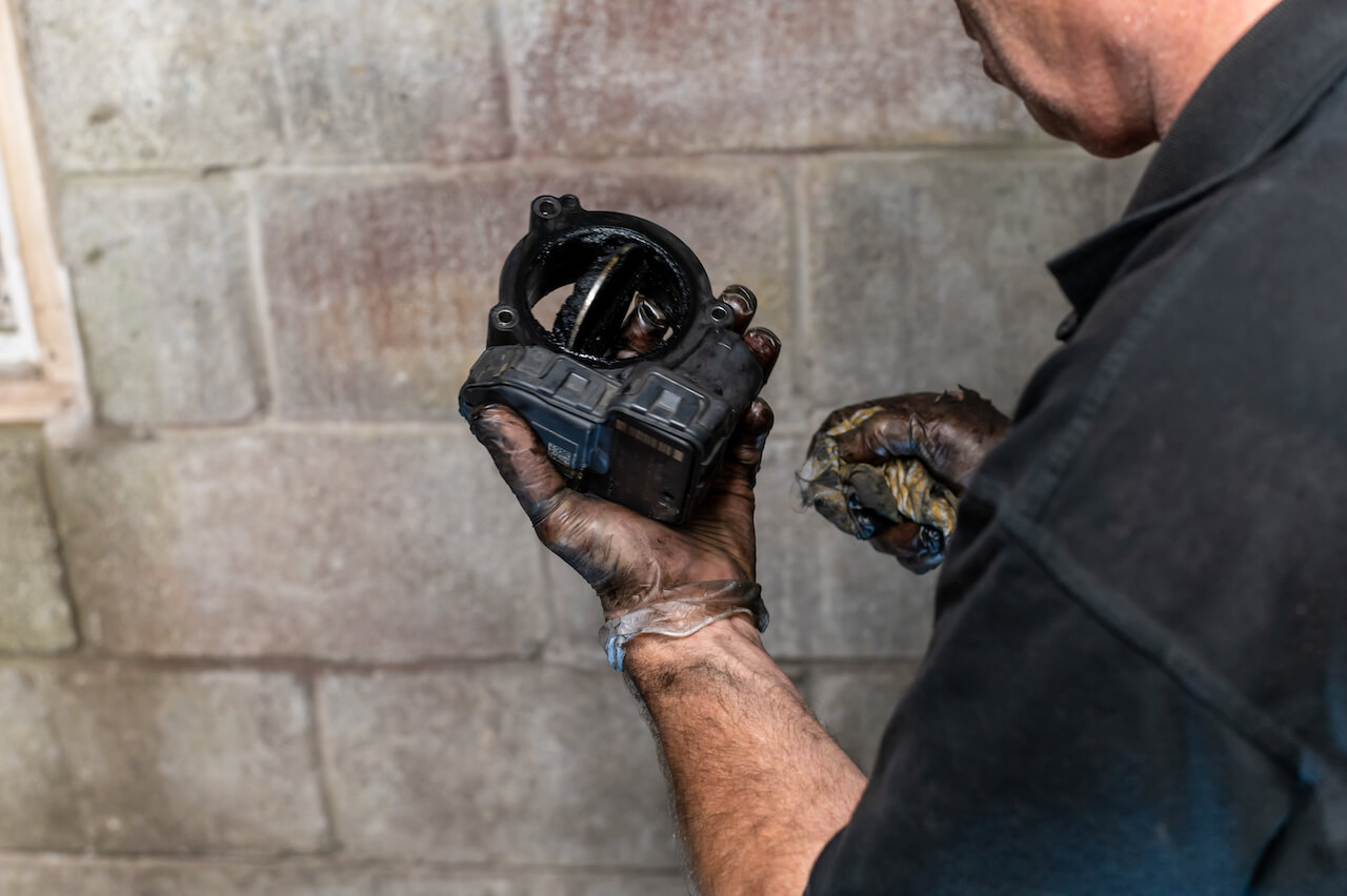 EGR & DPF Cleaning & Repair Services at JE-CO Truck & Trailer