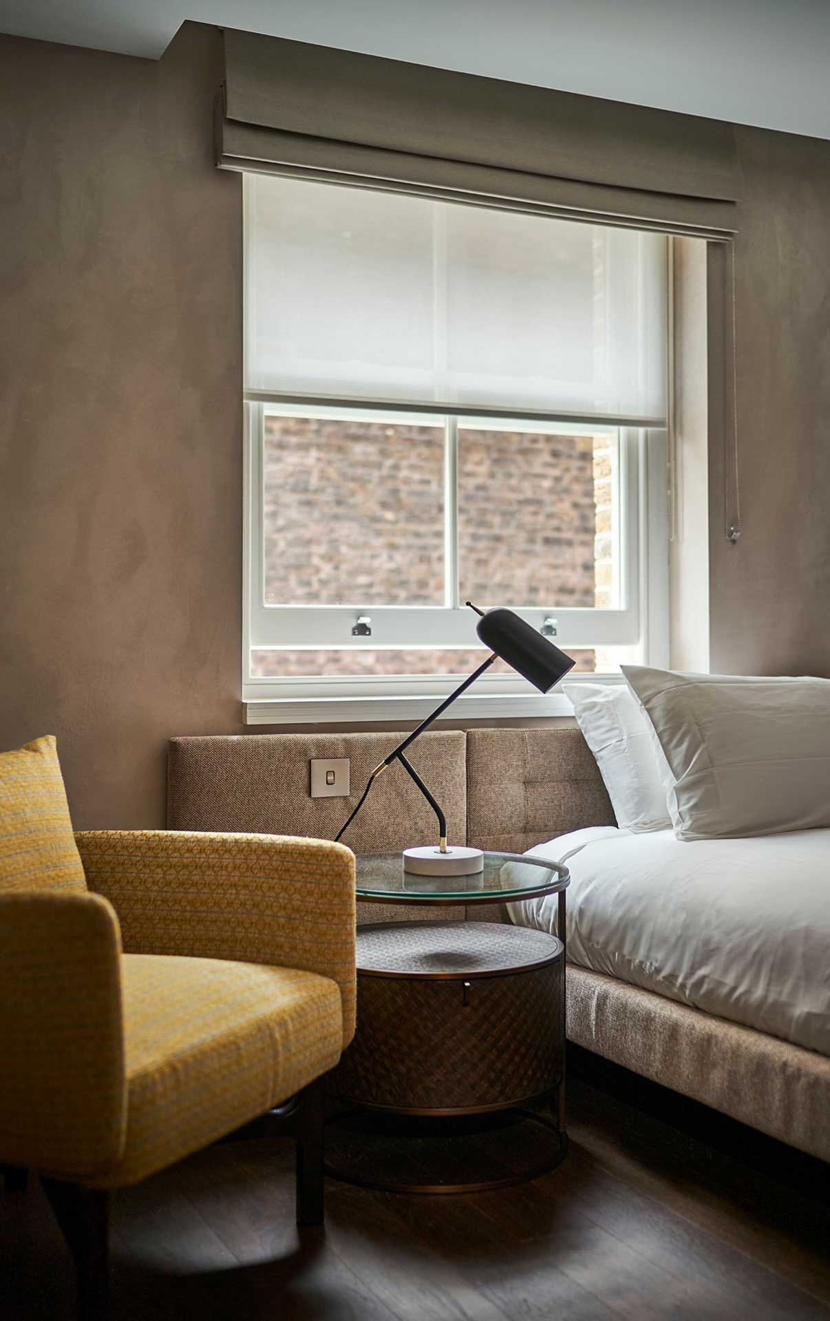 One-bed room