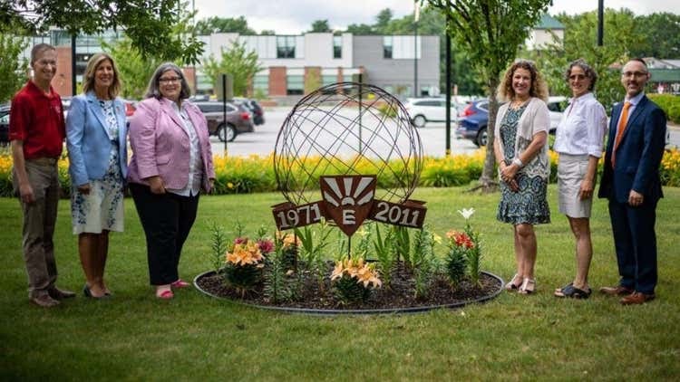 SUNY Empire dedicates flower garden to those impacted by COVID pandemic