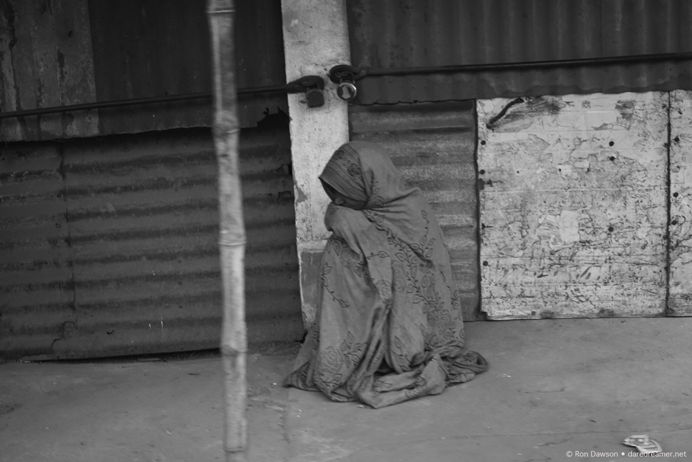 Kolkata lonely girl