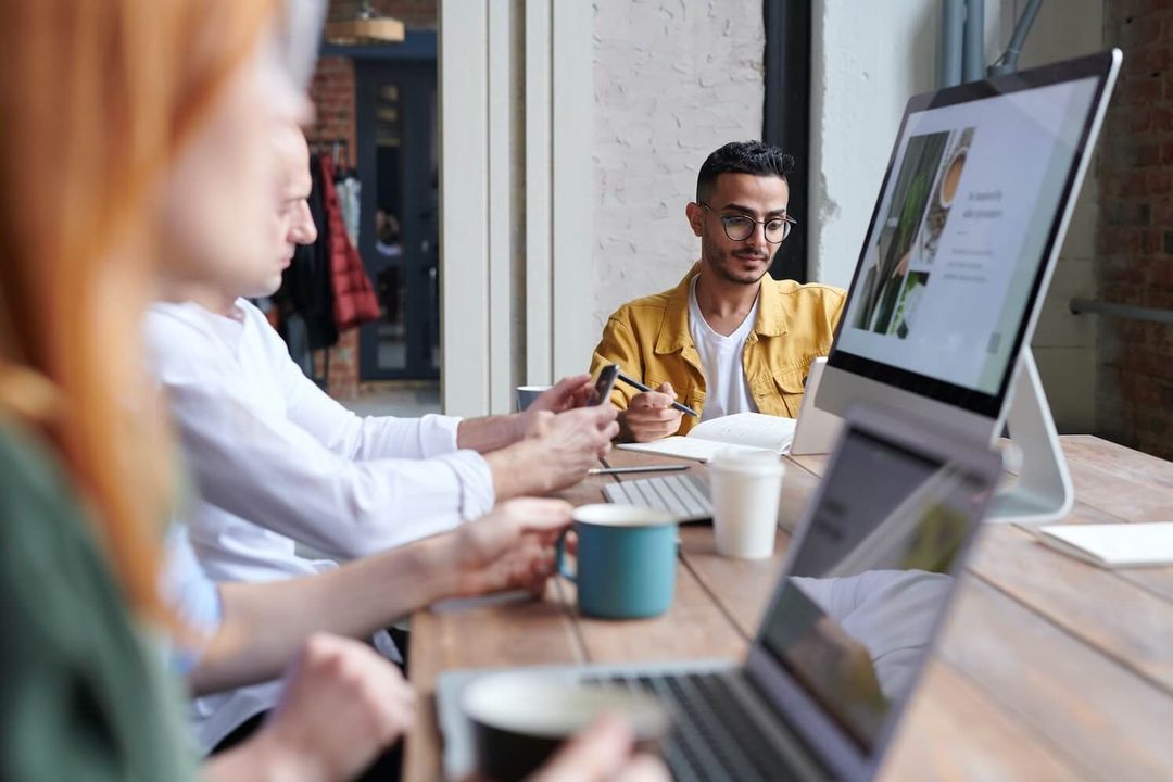 How To Host An Effective Department Meeting: 13 Steps To Collaboration ...