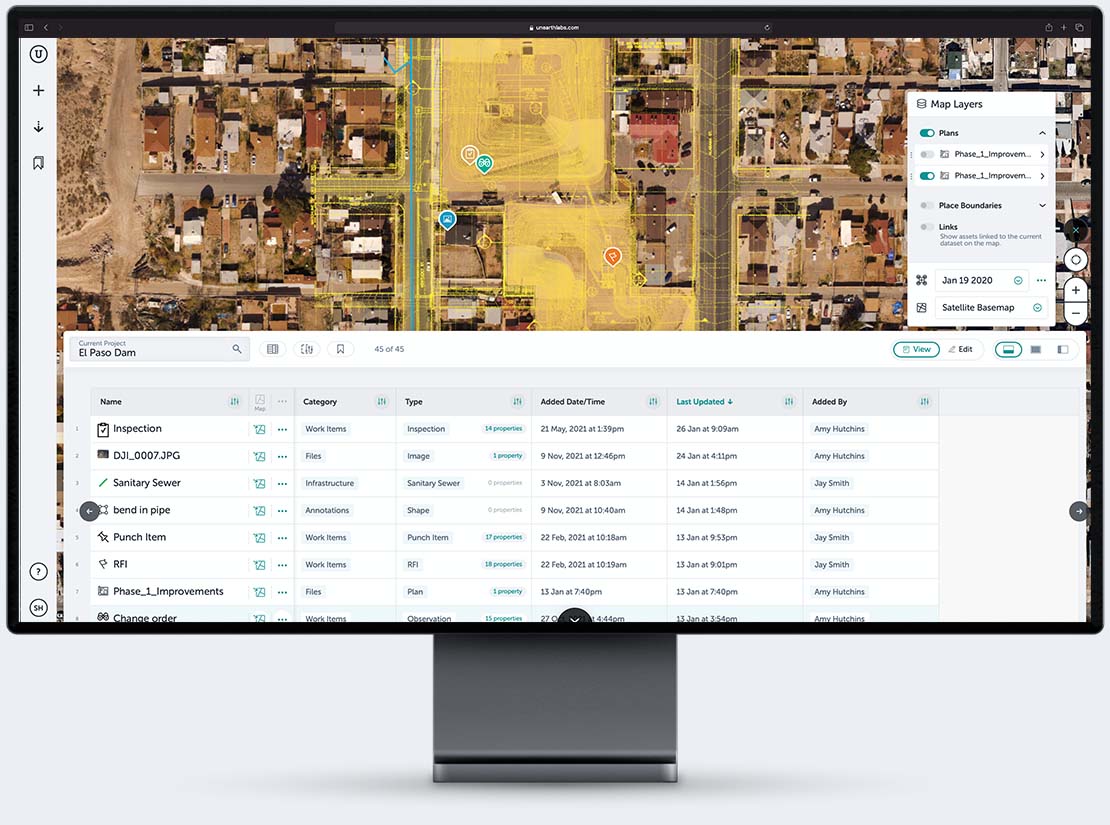 a mobile GIS showing real-time as-built documentation
