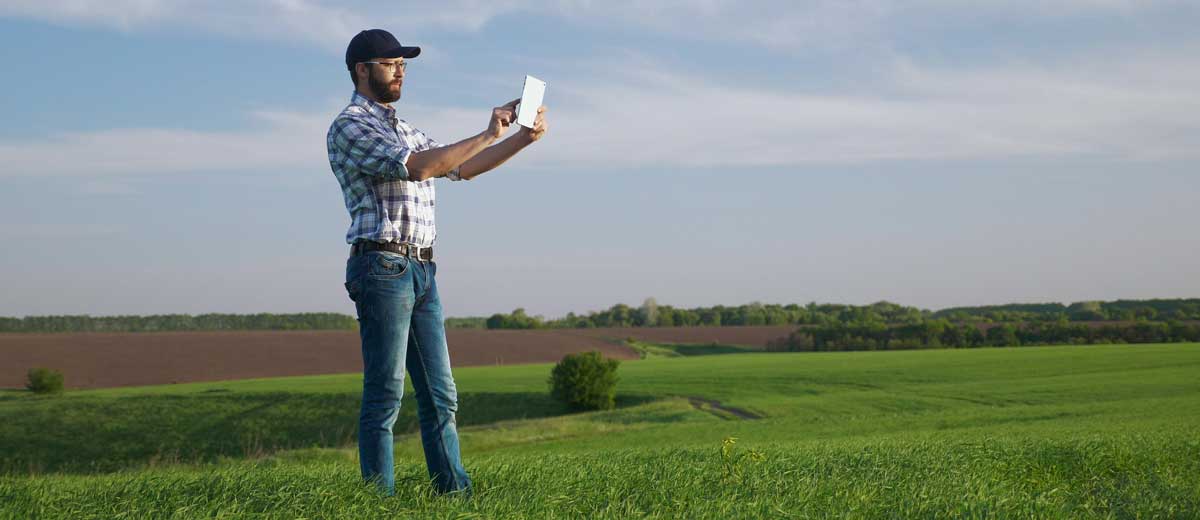an engineer captures GIS data on an ipad