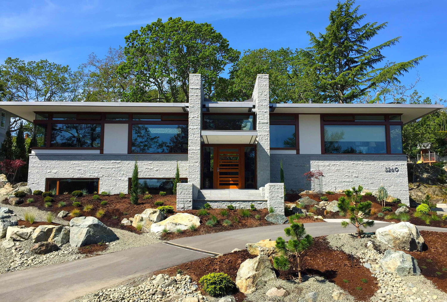 Canadian Made Windows Suited To Your Home, Oakridge Windows BC