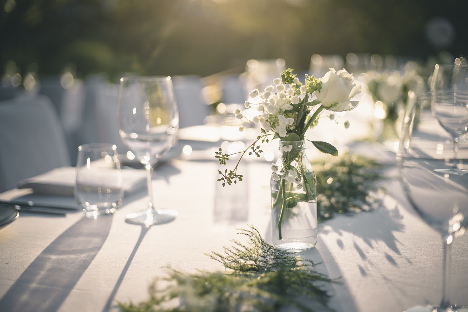 Unique fundraising ideas: Beautifully set table