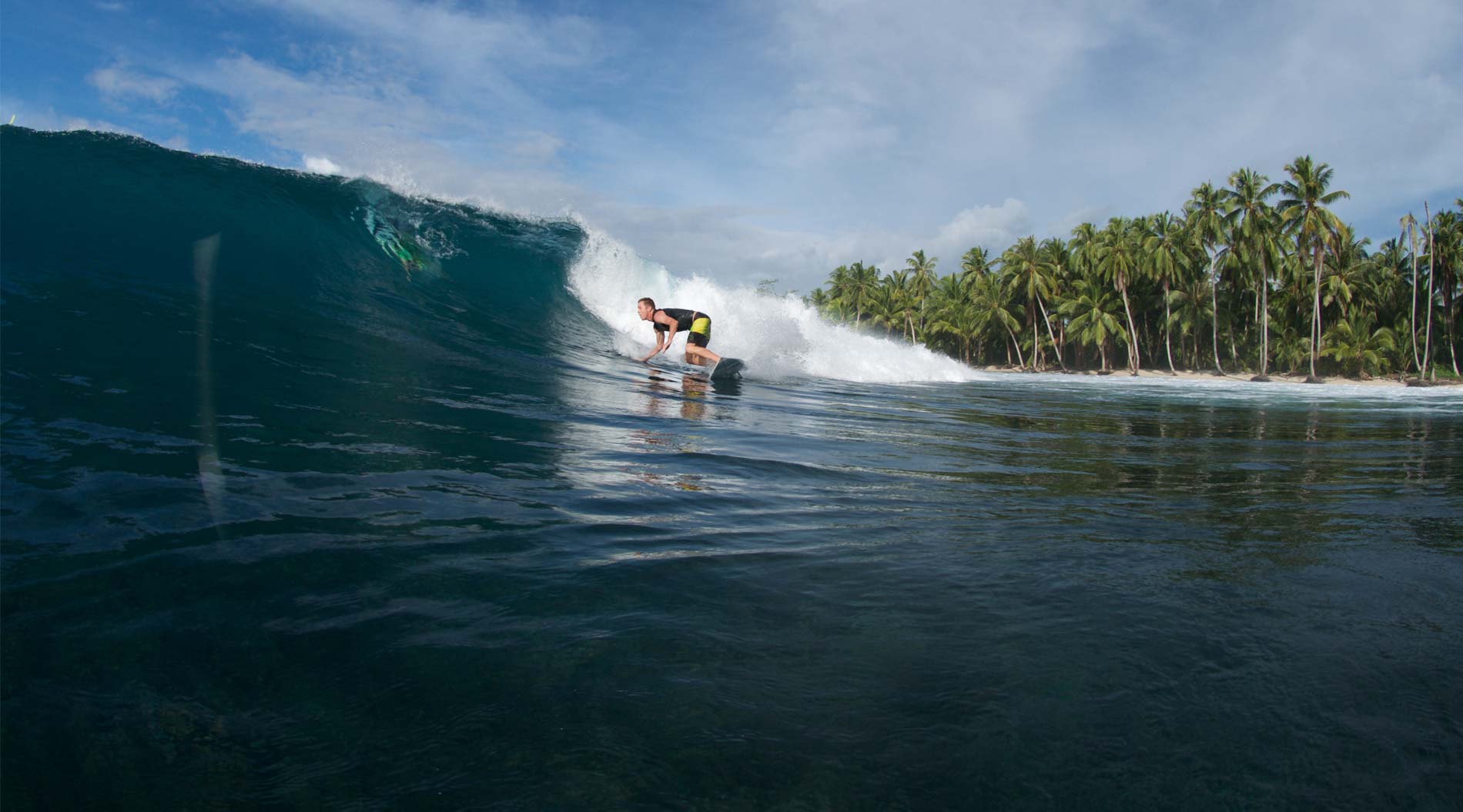 How to do a bottom turn surfing