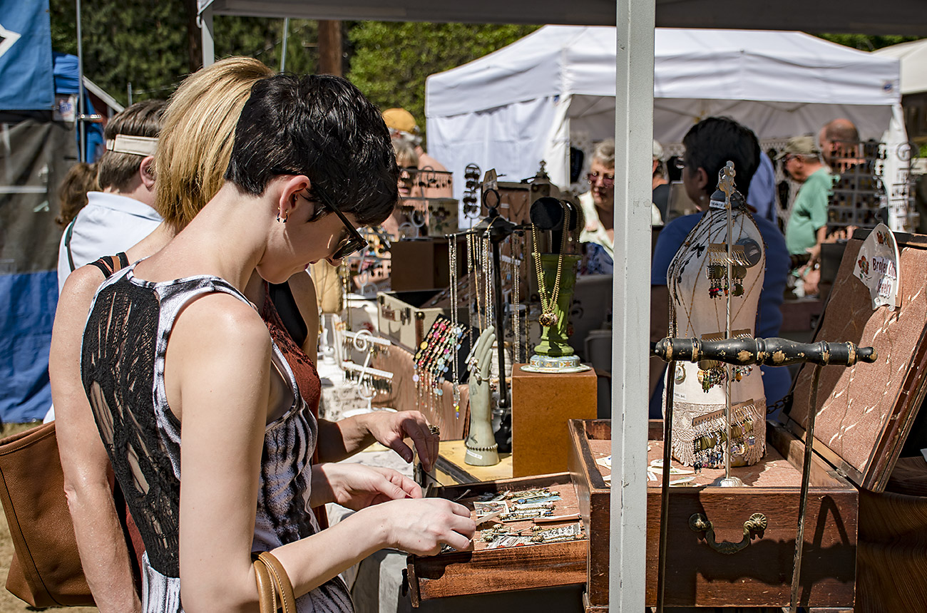 Is Your Official Guide to the Town of Graeagle and