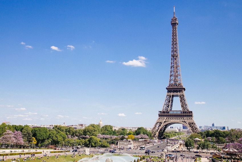deskbird goes French