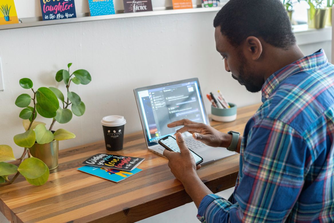 Shared Desk Reservation System: the Perfect Solution for Your Business