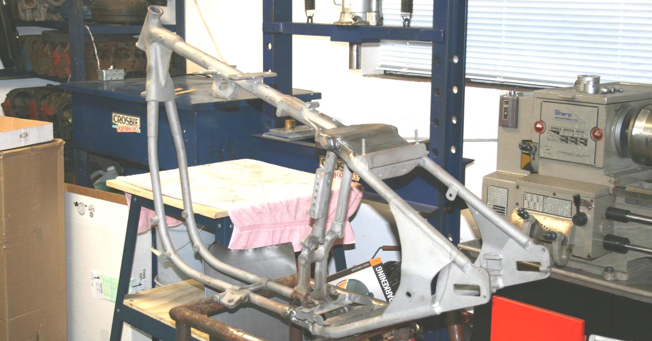 Are Motorcycle Frames Steel Or Aluminum? ThrottlePack