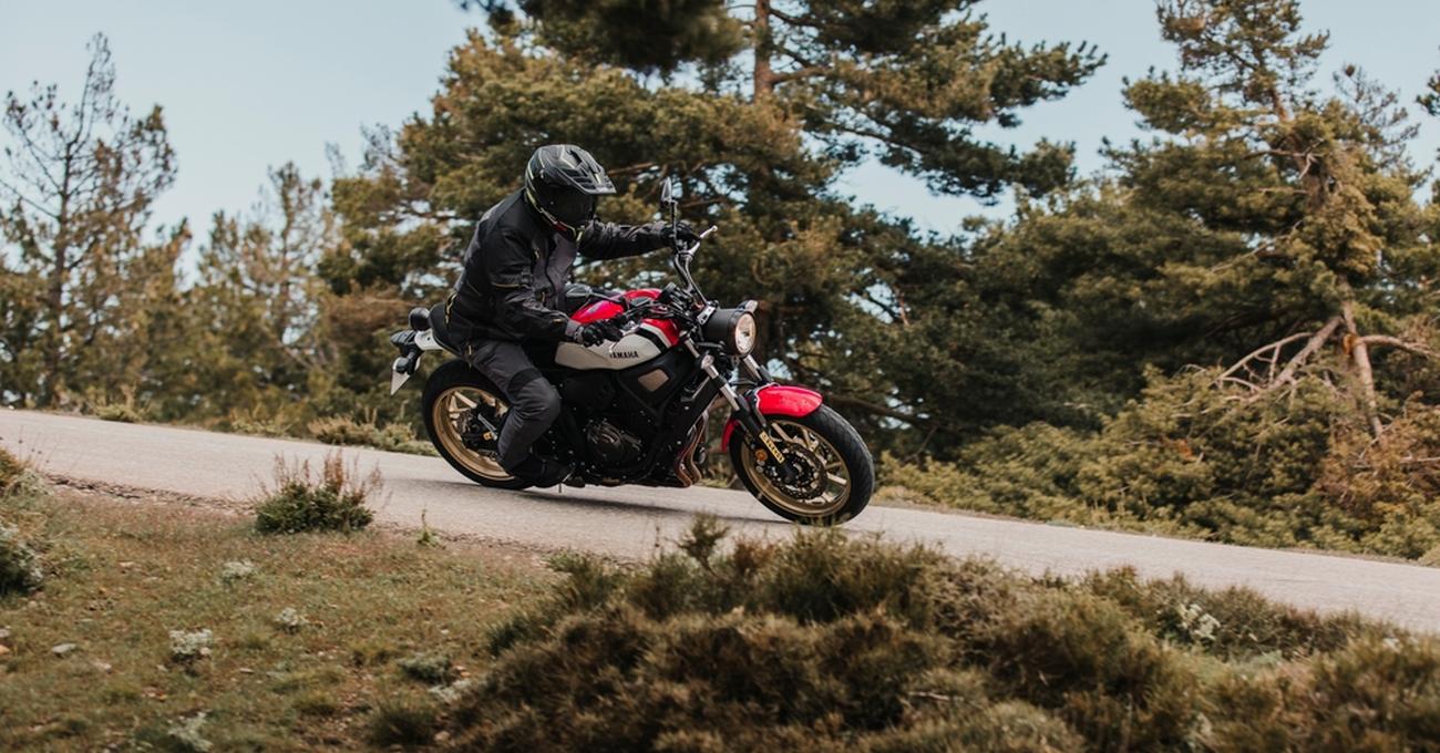 Best Tires For Yamaha XSR700 ThrottlePack