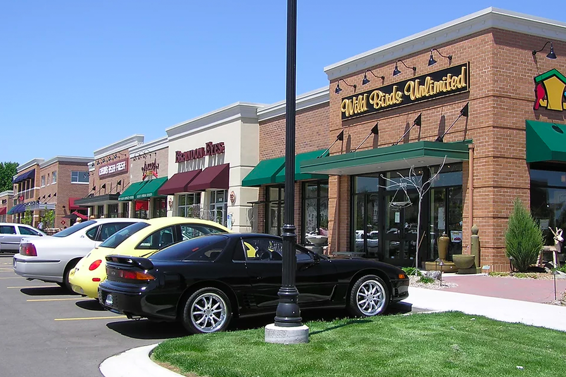 The Shoppes at Old Sauk Row | Flad Development